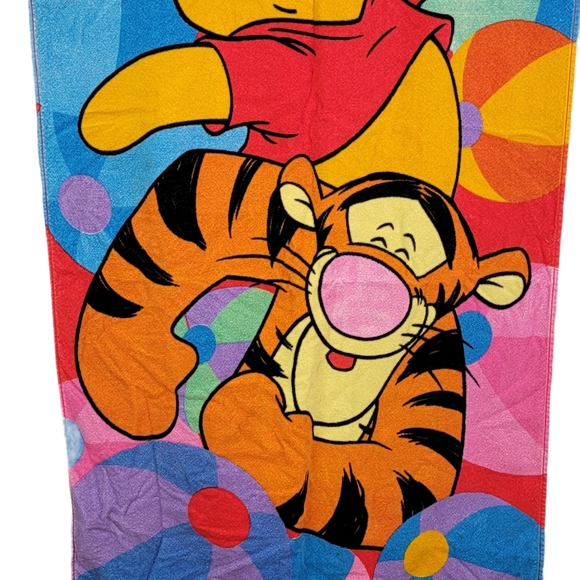 Disney Winnie the Pooh & Tigger Beachball Beach Pool Oversized  Graphic Towl - Picture 3 of 13